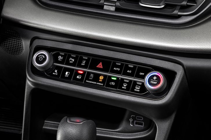 fiat-pulse-console-central