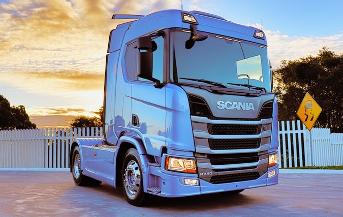 SCANIA R450