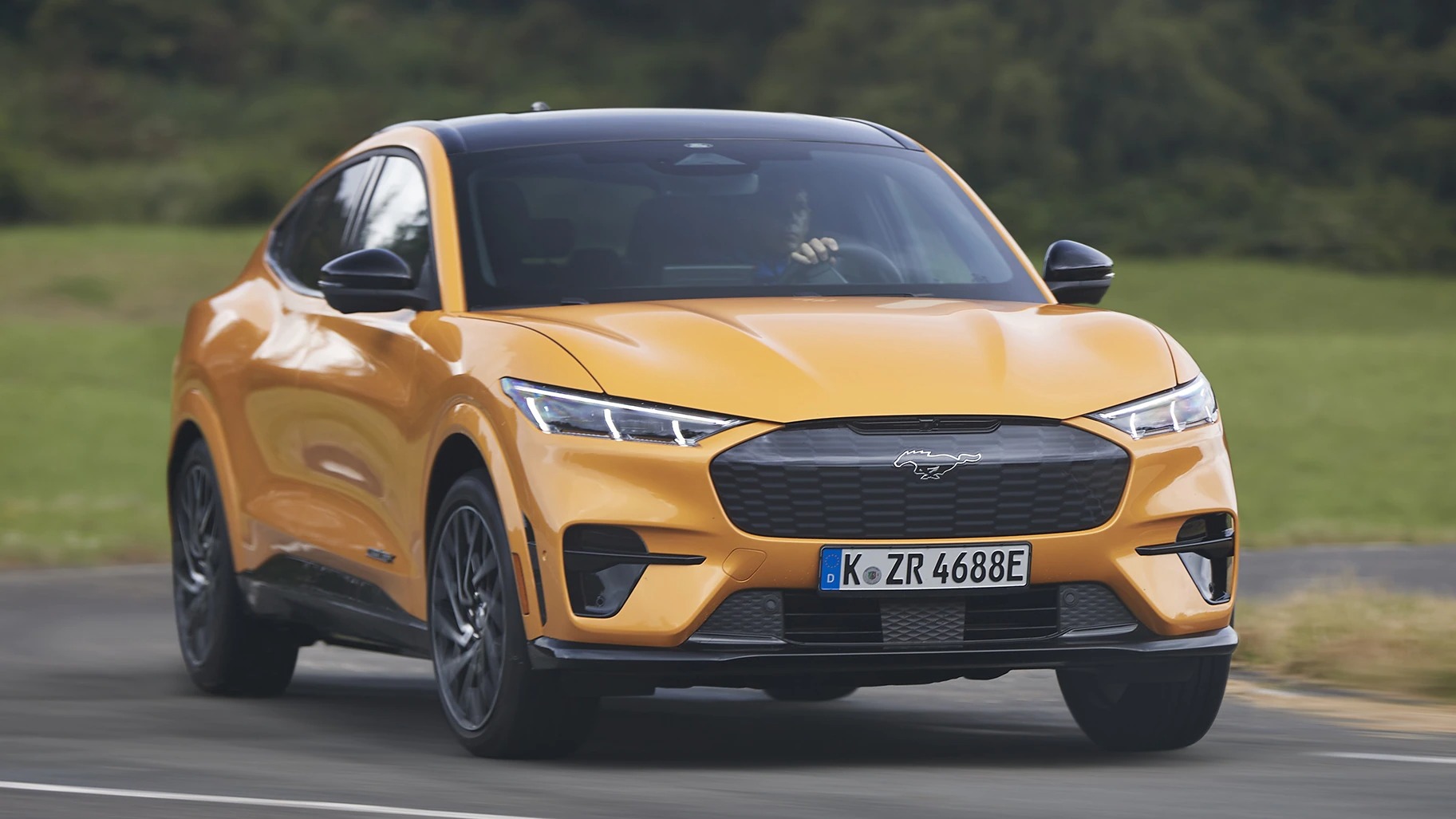 Ford Mustang MachE chega para no primeiro semestre de 2023 no Brasil